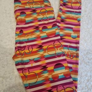 Disney lularoe leggings 25 dollars OS